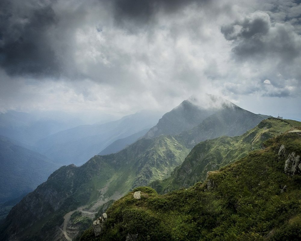 Хребет Аибга