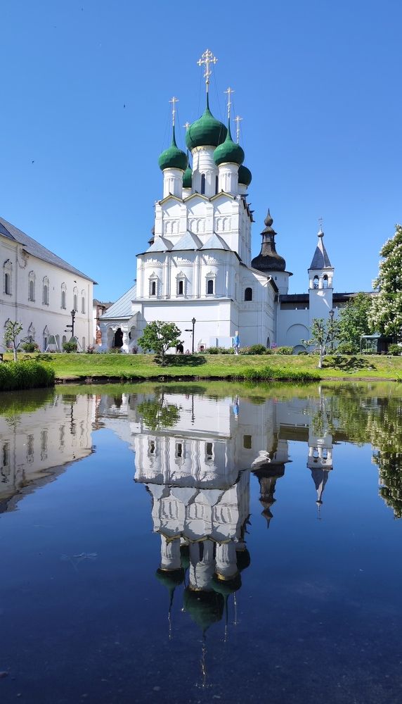 Древний кремль в Ростове Великом