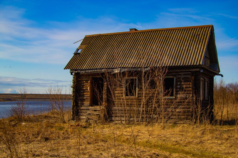 Photograph by Anton Hantov