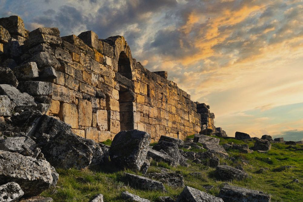 Фотография автора PIROUZ MOSHAVASH