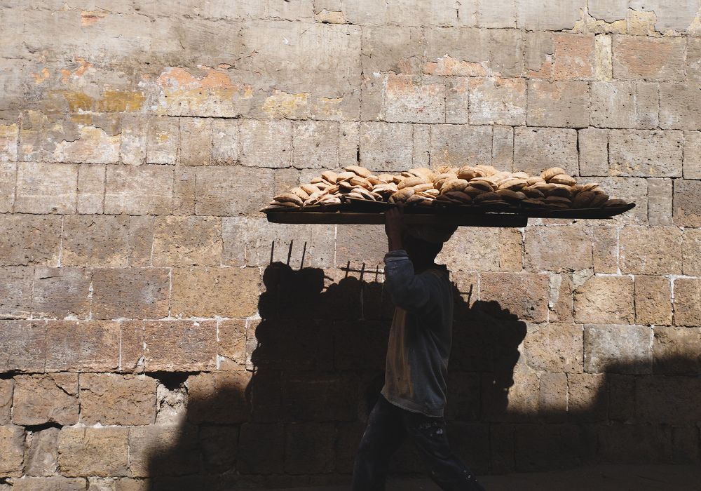 Bread seller