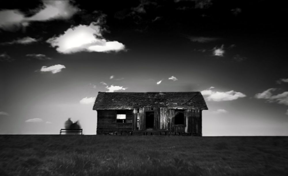 Photograph by Karim Bouchareb