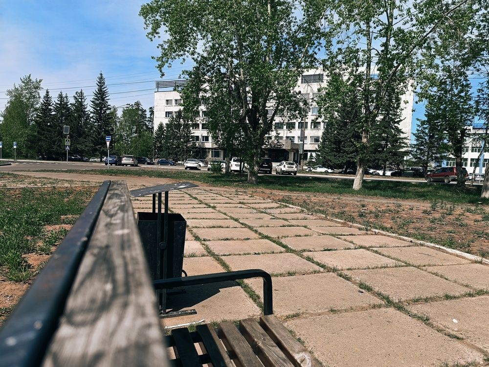 Photograph by Bin Mr.