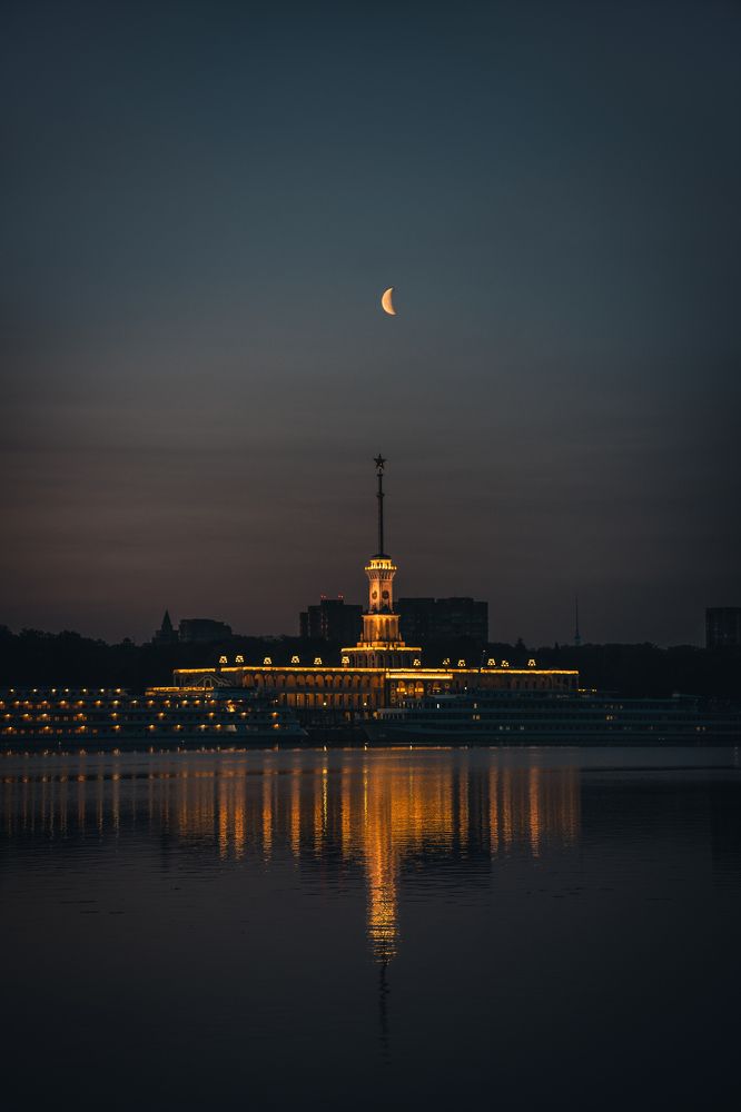 Photograph by Tamronist