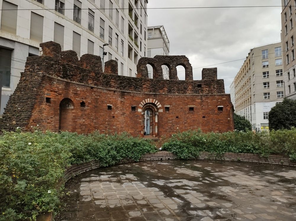 Photograph by Lina Invers