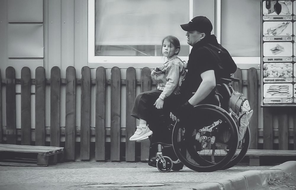 Папа сильный