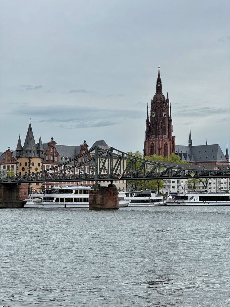 Photograph by Yuliana Shabovta