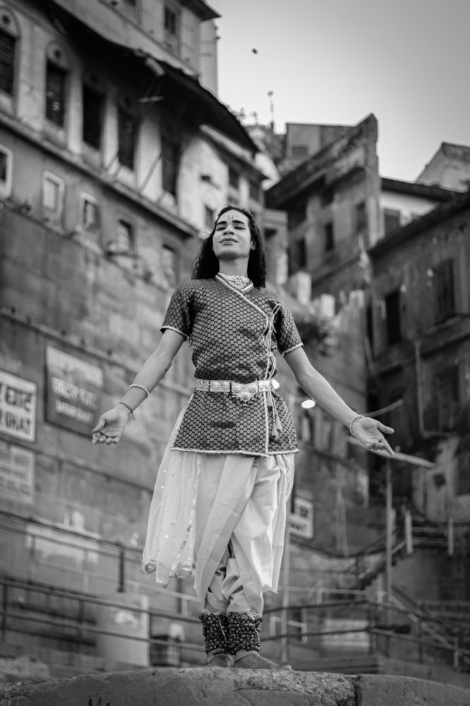 Ganga Grace: Kathak at Sunrise