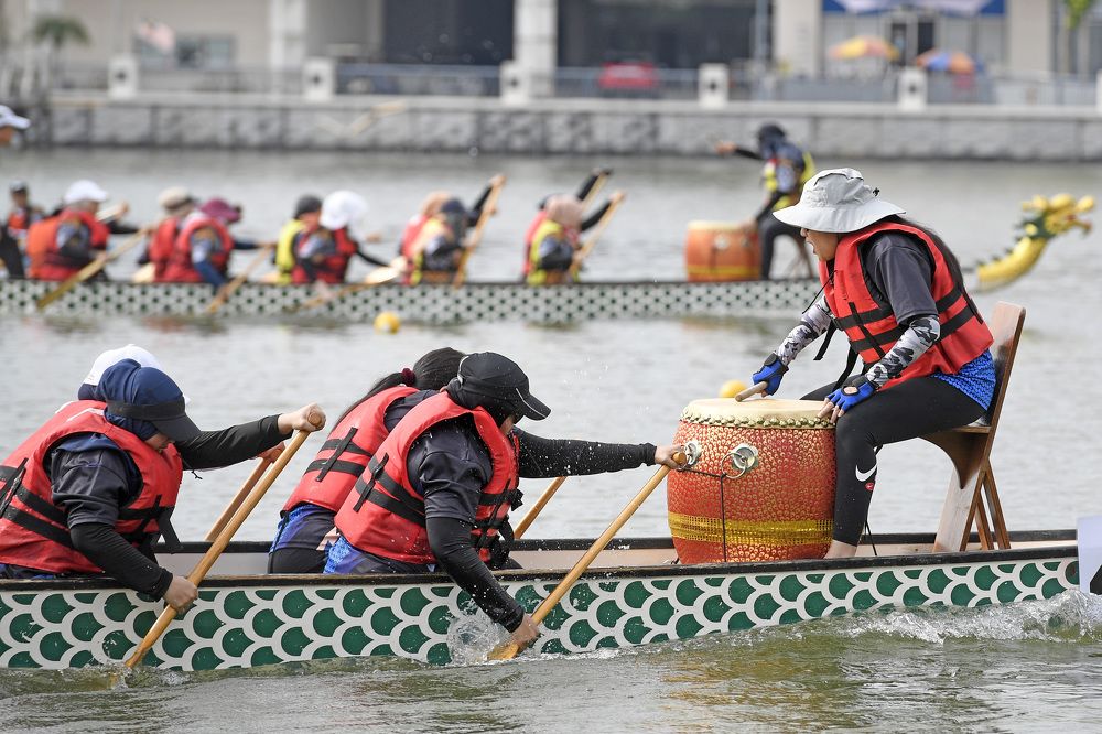 Photograph by makmun mukiya