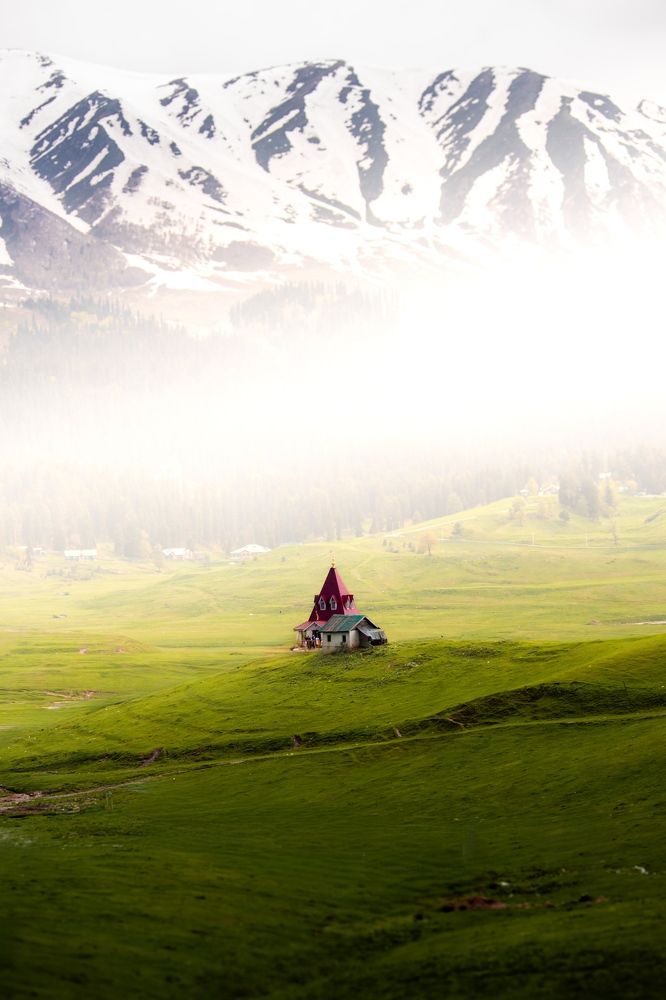 Photograph by Bhatt Muxamil