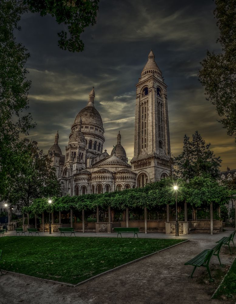 Photograph by Theo Castillon