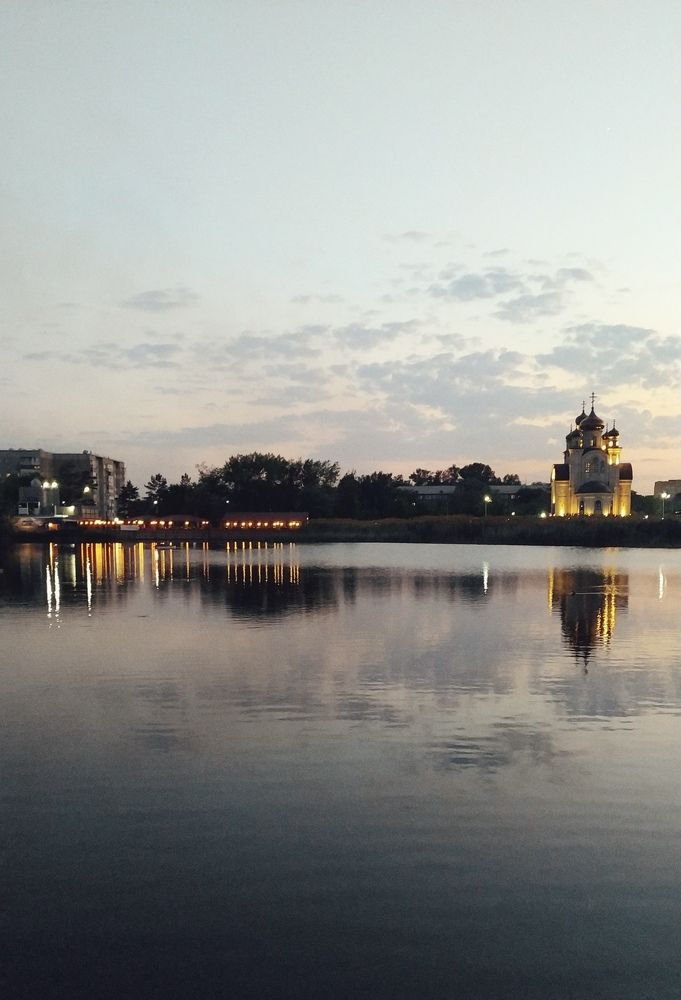 Вечер на набережной