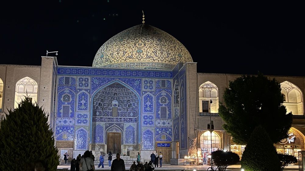 Фотография автора golnaz arami