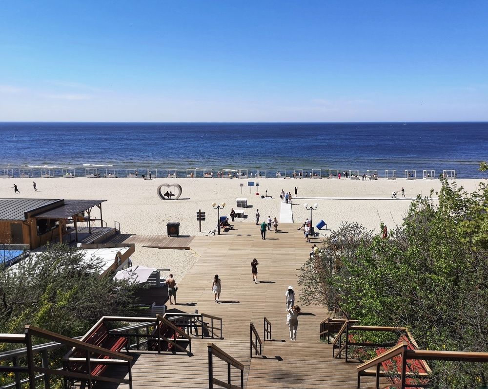 Photograph by Yulia Niki