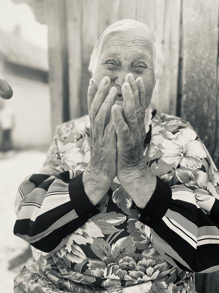 Фотография автора Ашхеник Азарян