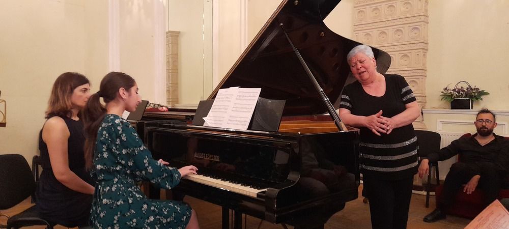 Фотография автора Revaz Topuria