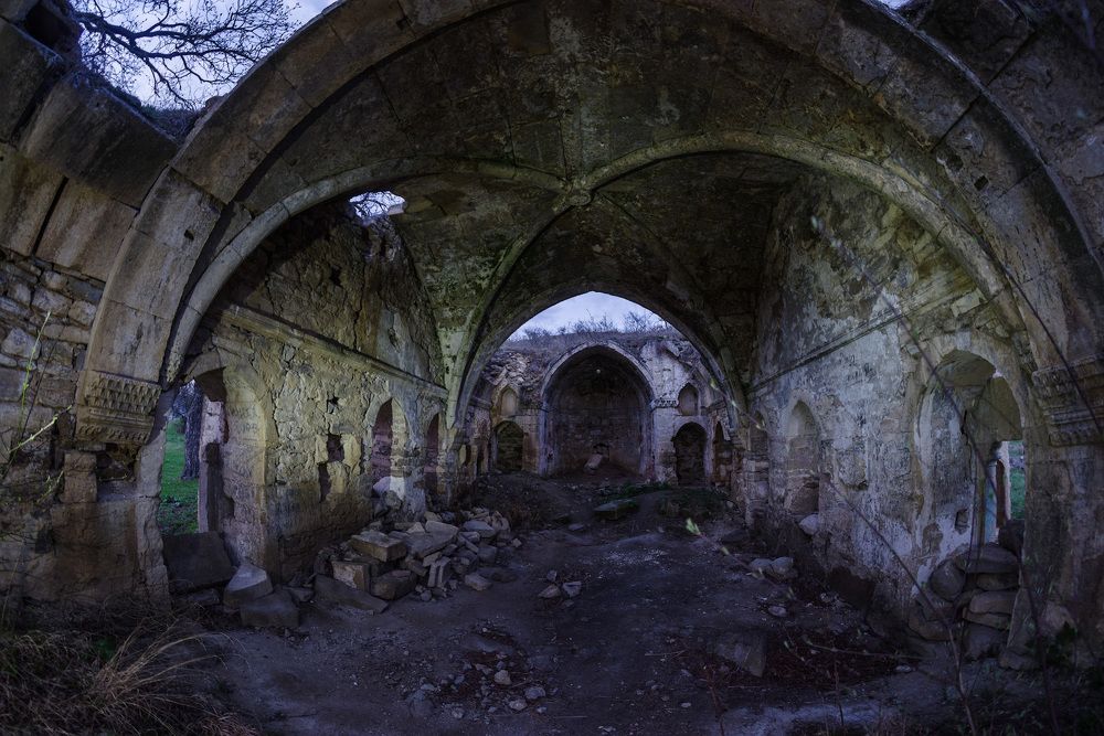 Стены помнят