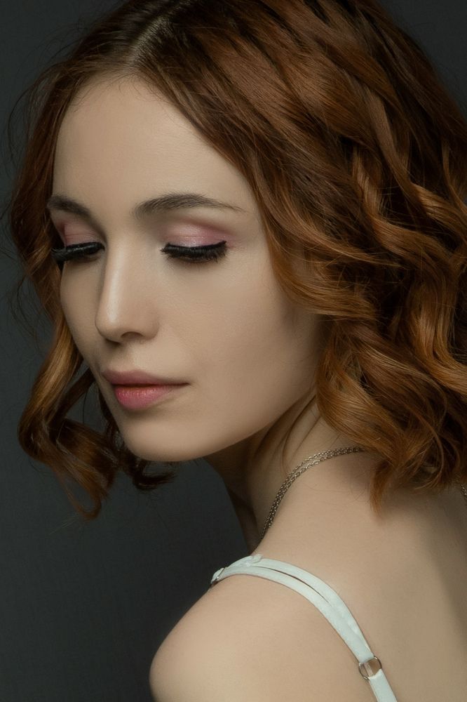 Скромность и достоинство!