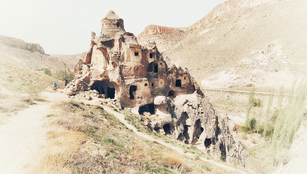 Photograph by Elena Levi