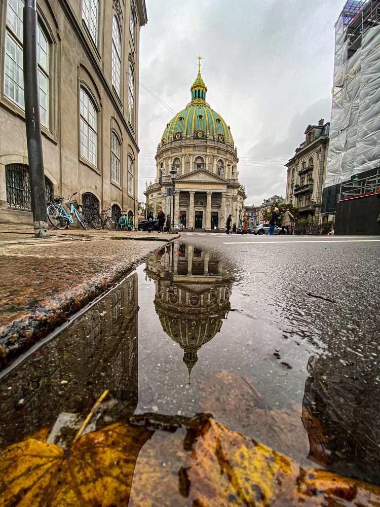 Photograph by Radu Pandelica