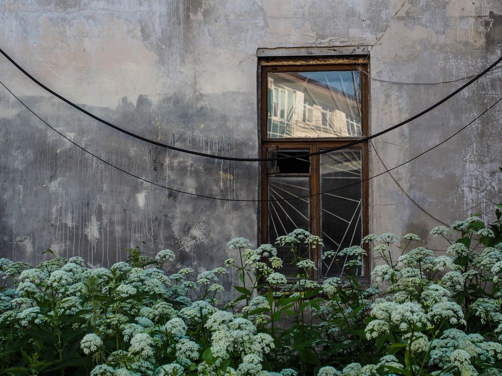 Где-то там...