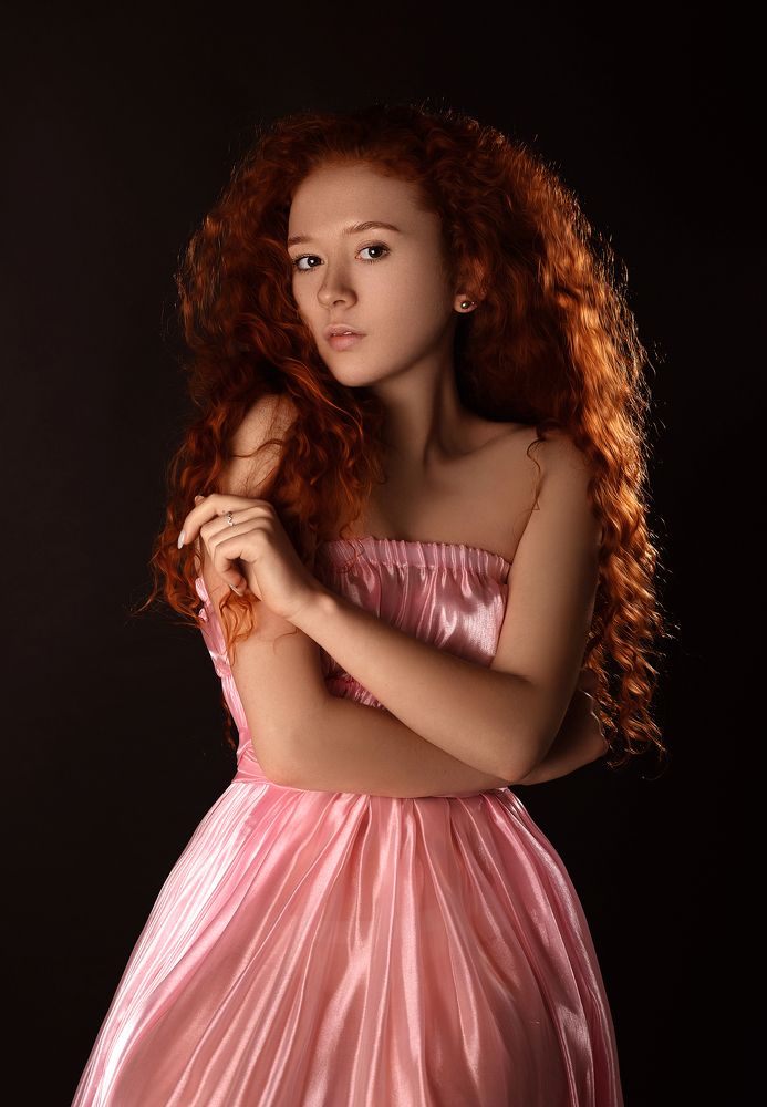 Рыжеволосая красавица