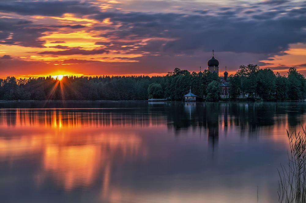 День закончился