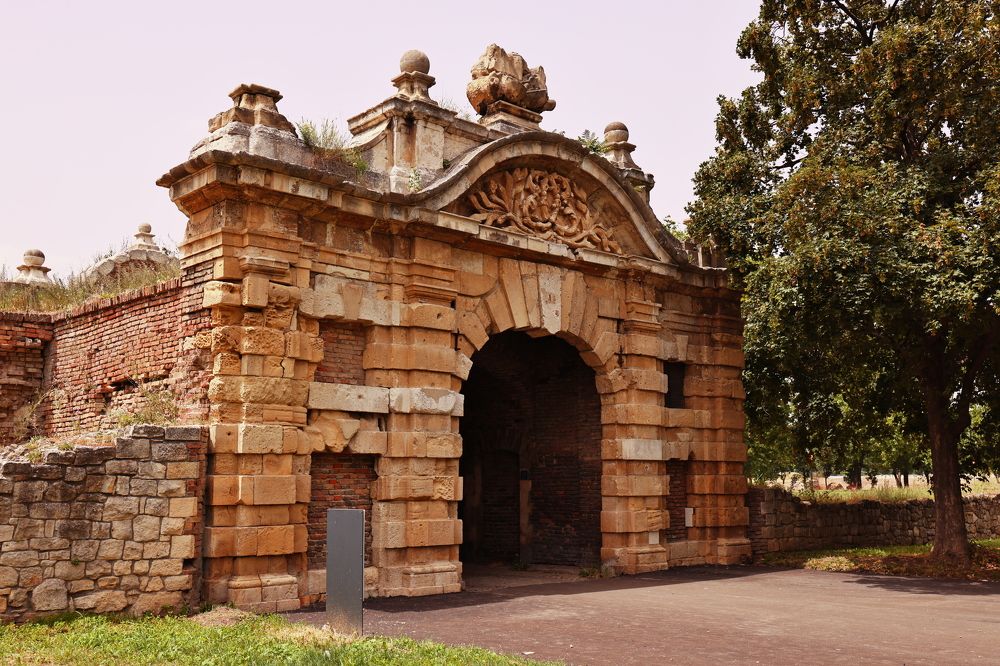 Photograph by Maxim Lip