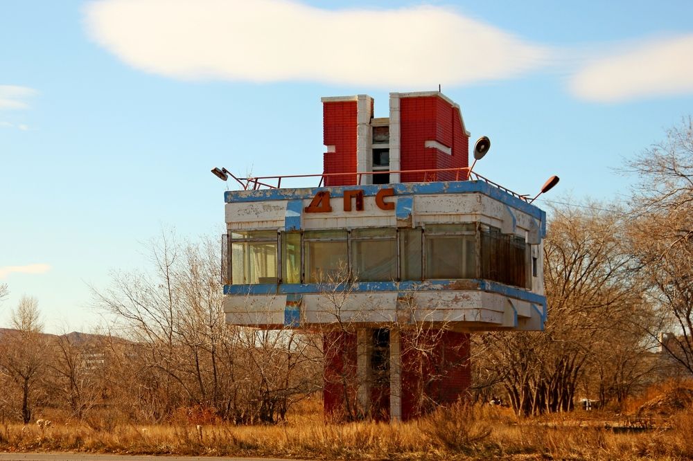 Заброшенный пост ДПС