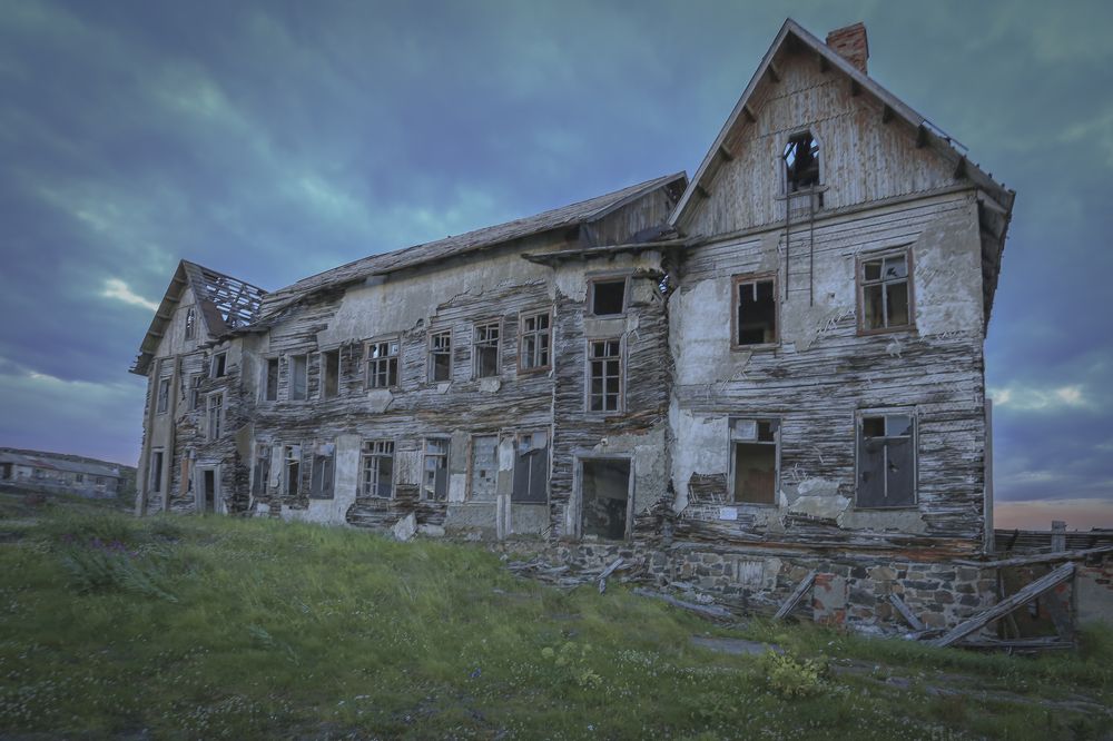 Дальние Зеленцы. Здесь жили люди...