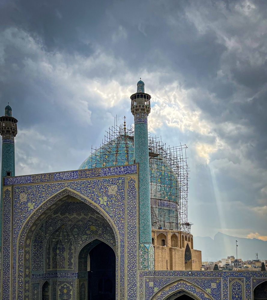 Photograph by Mohammadreza Majlesifar