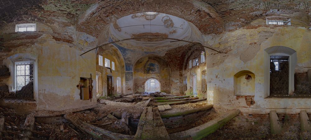 Храм Троицы Живоначальной в селе Лаврентьевское