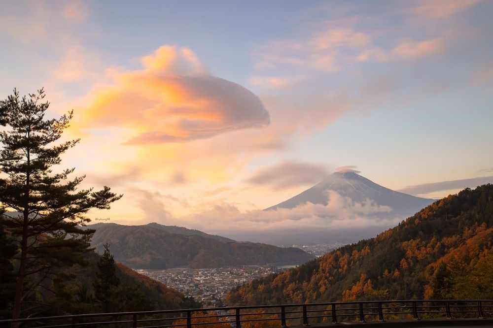 Photograph by LE HUY HUNG