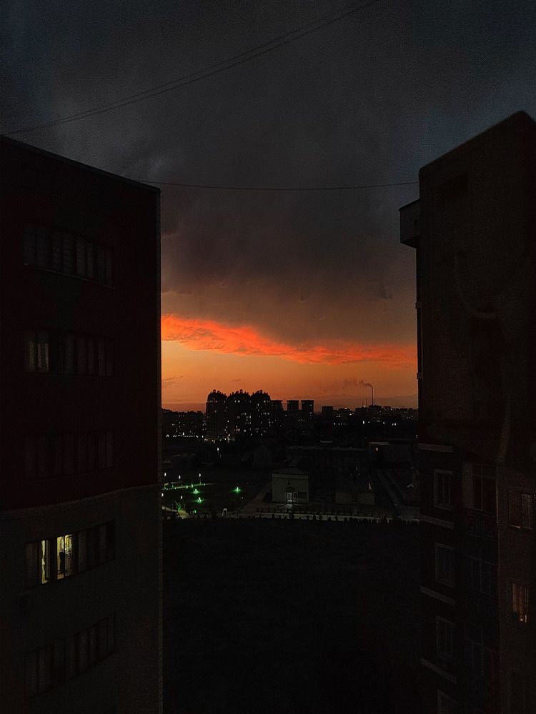 Поздний  летний  вечер. Снимaлa Сaшa.