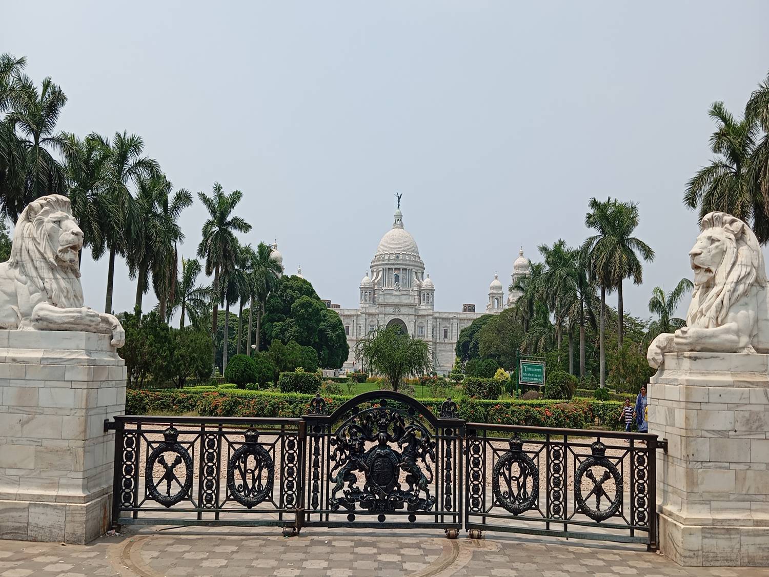 VICTORIA MEMORIAL