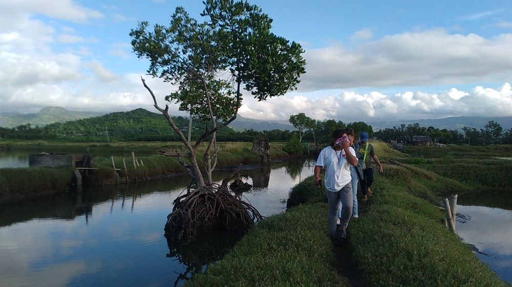 Photograph by Raymundo Cababao