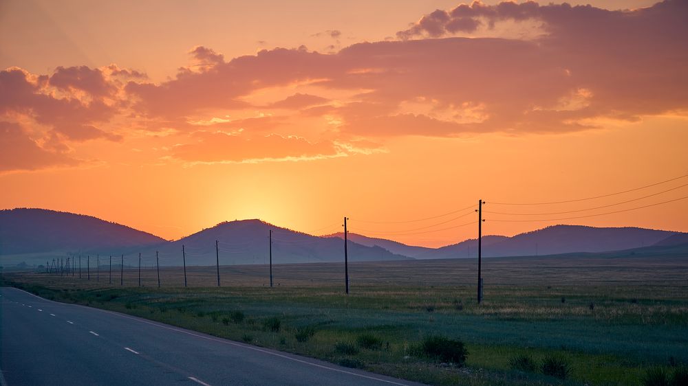 Солнце в горах.