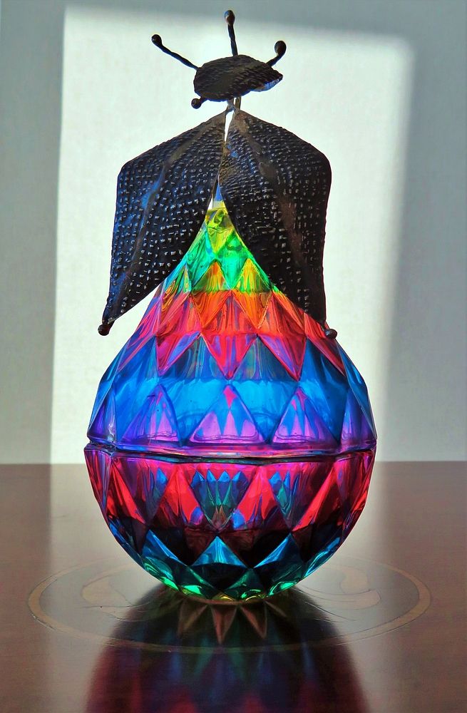 Glass pear
