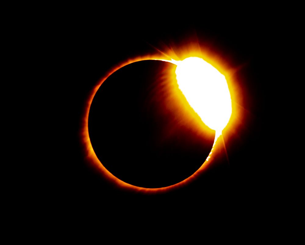 Diamond Ring Total Eclipse - 3rd Contact
