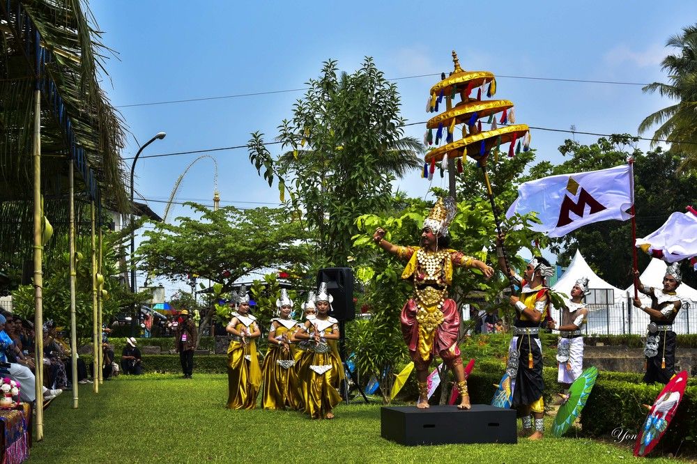 Photograph by Pujo Cahyono