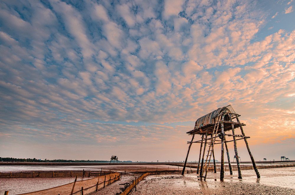 Photograph by NAM BUI