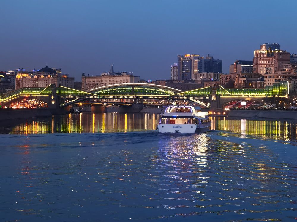 Пешеходный мост