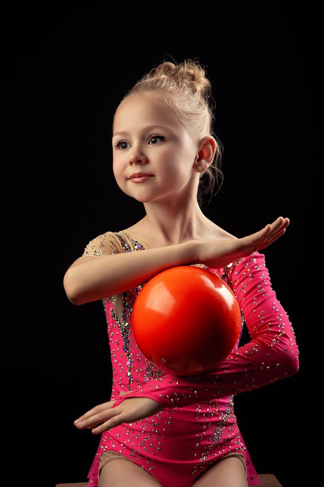 Даша - юная звездочка художественной гимнастики!