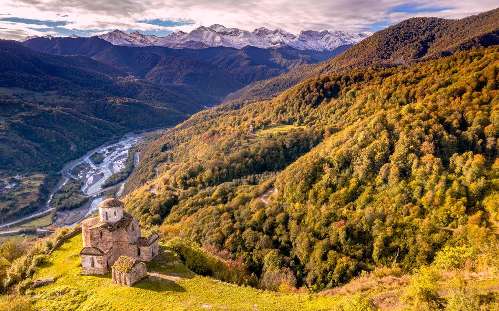 Photograph by Farid Isakov