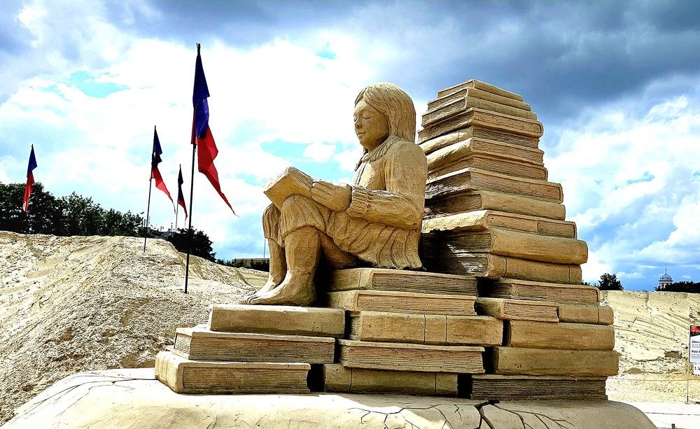 Photograph by Larisa Gella