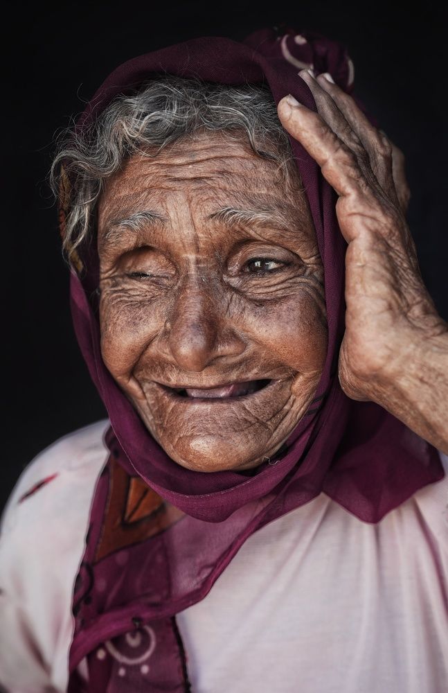 Yemeni old woman smile