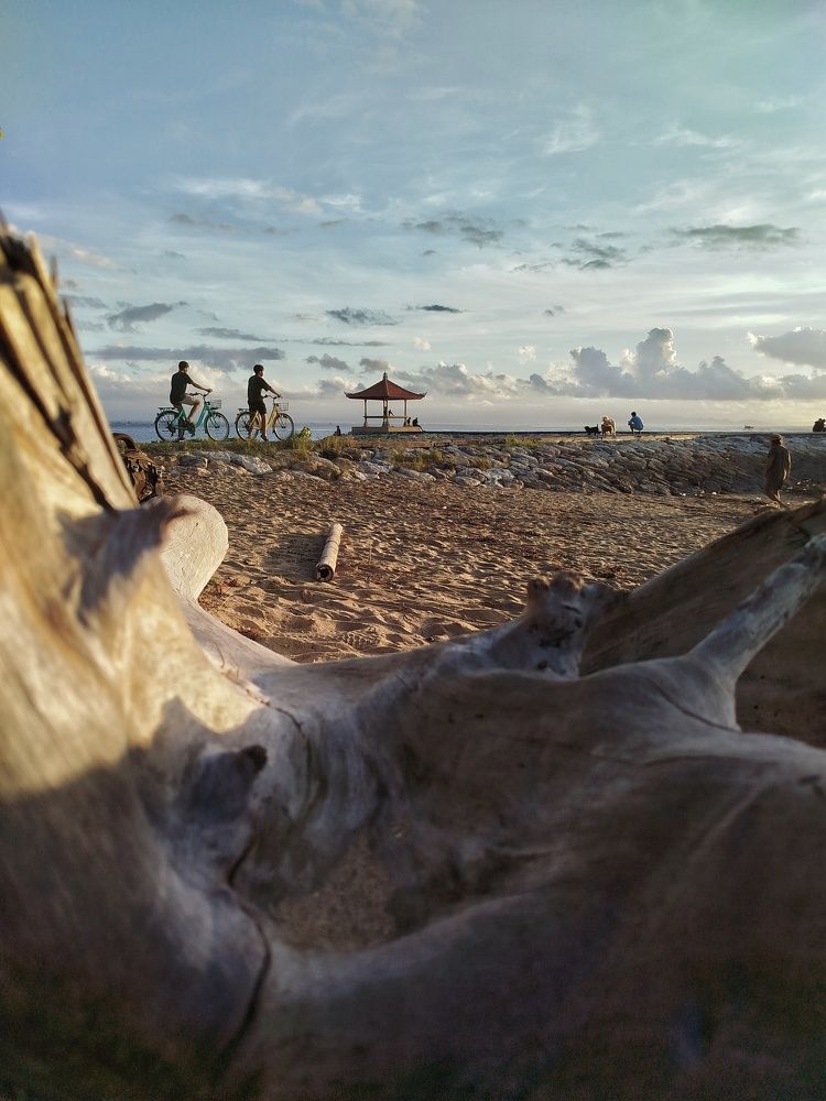 Photograph by Pratiwanjono Ambrosius