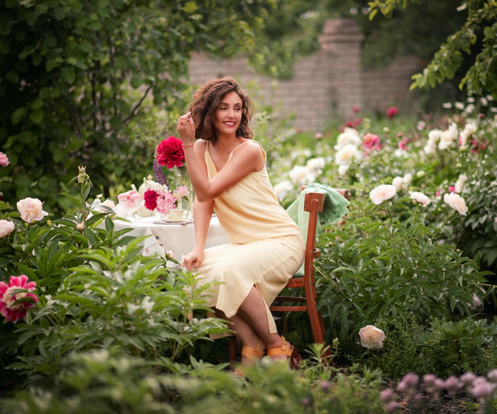 Завтрак в саду