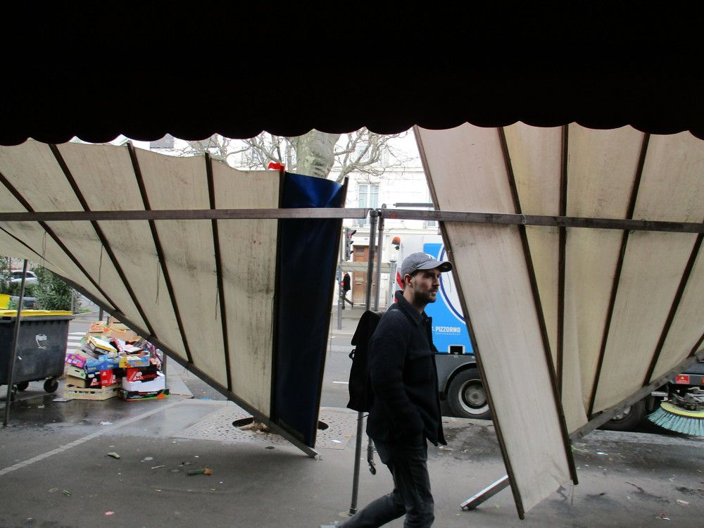 Après du vent fort.