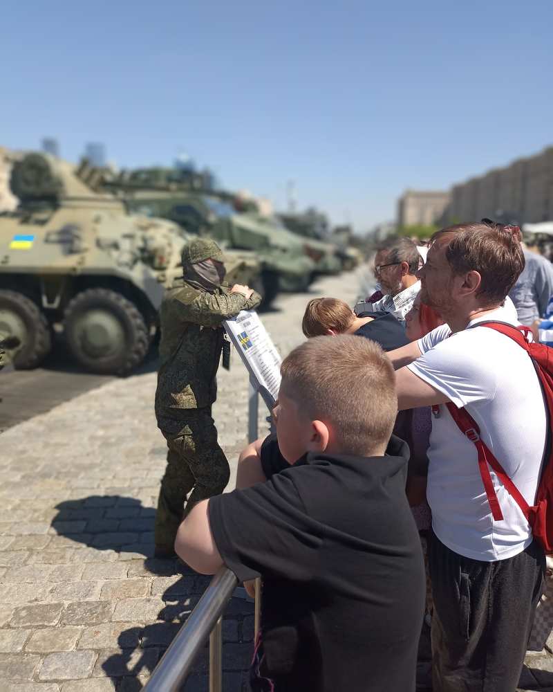 Поклонная гора. Военные/гражданские
